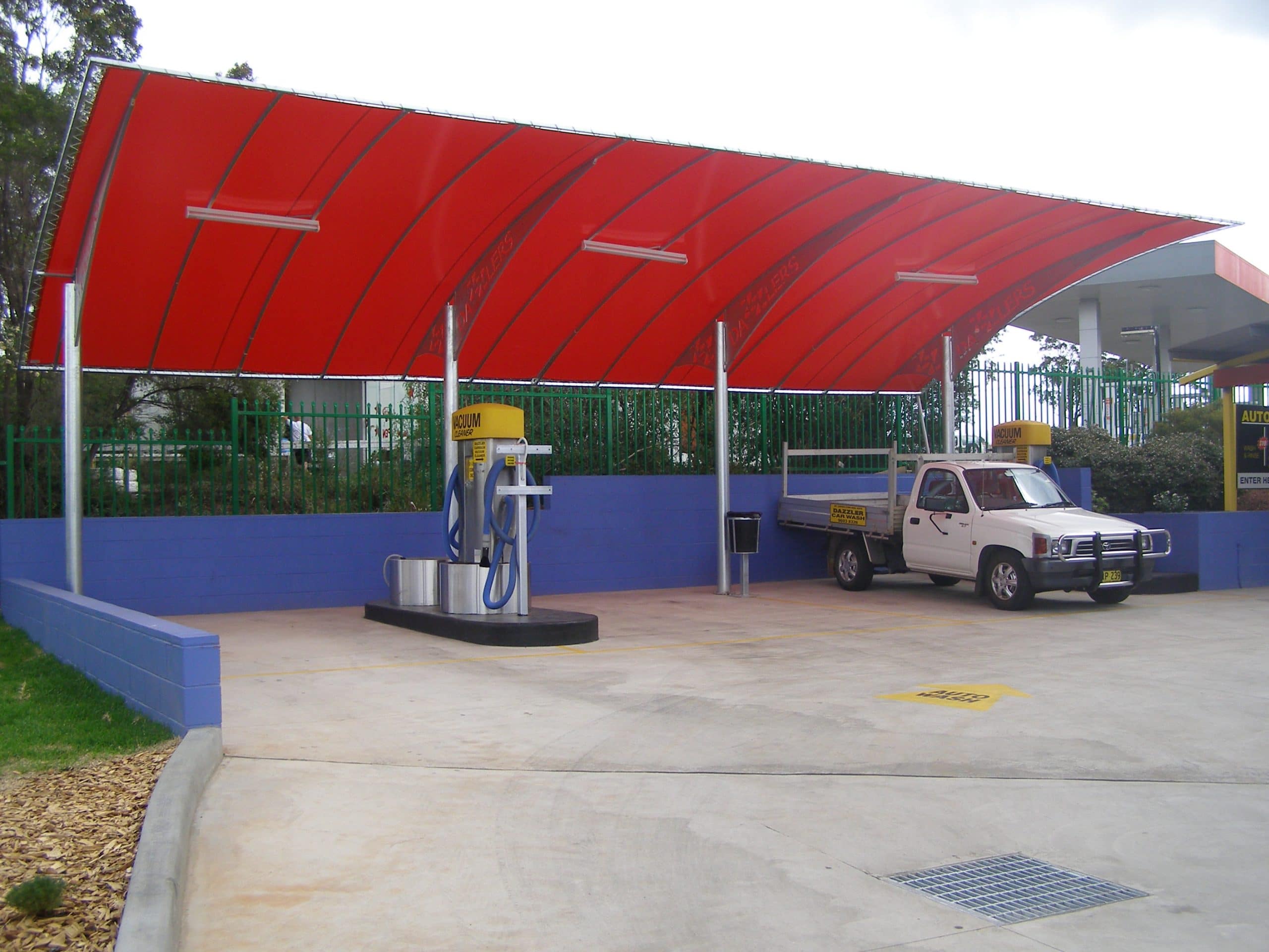 Commercial car wash in Minto